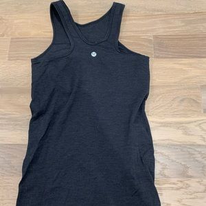 Black lululemon tank top with built in bra